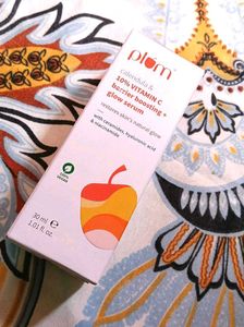 The Derma Hyaluronic Aqua Gel Sunscreen combo plum