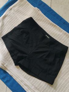 Black Express Shorts