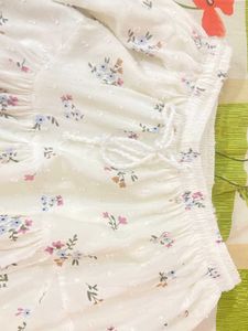 Pinteresty White Tiered Floral Maxi Skirt