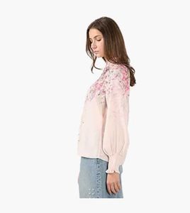 Vero Moda Chic Floral Print Button-Up Top