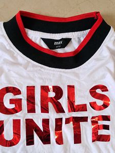 Girls Unite Graphic T-Shirt