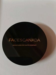 Faces Canada Weightless Stay Matte Compact