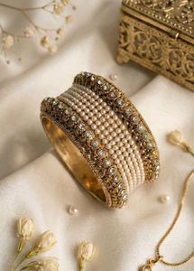 Pearl & Stone Bangle