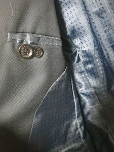 brand new Classic Navy Blue Blazer 42 s
