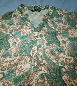 Elegant Paisley Print Kurta Top