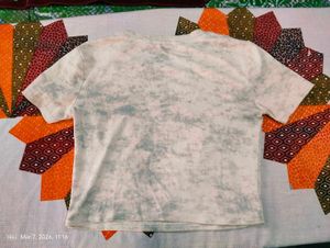 Graphic Heart Print Tie-Dye T-Shirt