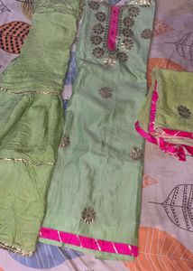 Beautiful Embroidered Kurta Set