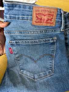 Levi's Women's Blue Skinny Jeans