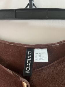 H&amp;M Chic Brown Buttoned Vest