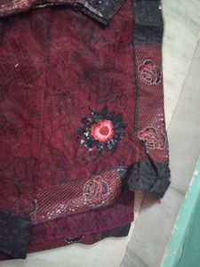 Net maroon saree with desiner blouse and peticoat