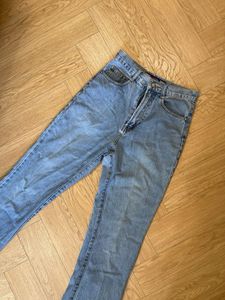 Light Wash Flared Jeans