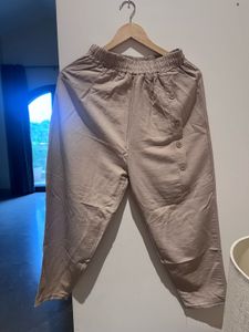 Stylish Beige Cropped Pants