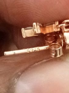 Stunning 925 Sterling Silver Stud