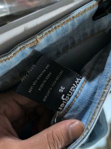 Wrangler Light Wash Denim Jeans