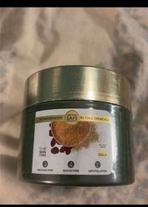 New Ubtan De-Tan Radiance Face &amp; Body Powder Mask