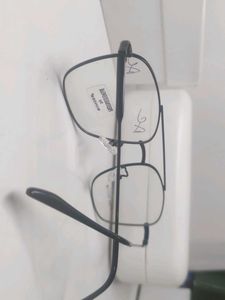 Stylish Black Metal Frame Eyeglasses
