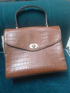Stylish Pure leather Brown Croc-Embossed Handbag