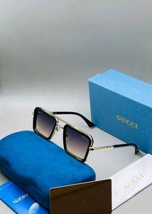 Gucci Sunglasses unisex