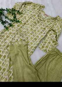 Elegant Green Kurta Set