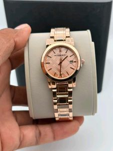 *Burberry ladies watch date working  ( COPY )