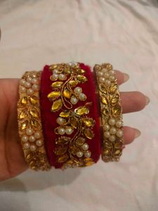 Red Bangles Set
