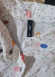 RIO Printed Spread Collar Shirt