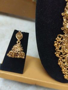 gold finish long haram