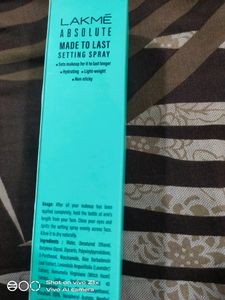 Lakme Absolute Setting Spray