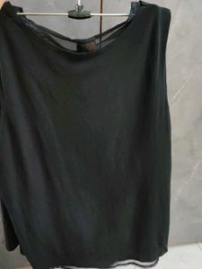Black Embellished V-Neck Sleeveless Top