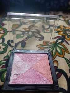 Blushes &amp; Highlighter