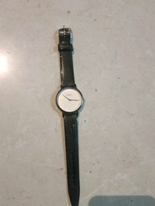 Hodinky Black Leather Watch