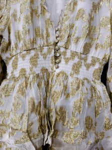 Style Island Chic Gold Floral Print Tiered Dress