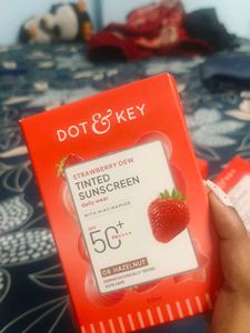 Dot &amp; Key Vitamin C-E Super Bright Face Serum