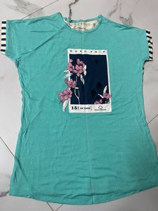T- Shirt