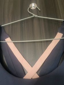 4 Straps Sports Bra
