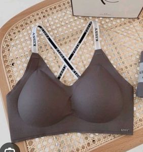 KISSY Sports Bra