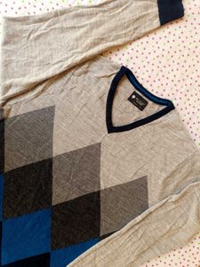 Men's Argyle V-Neck Sweater