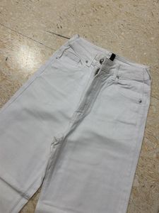 H&M White High-Waisted Wide-Leg Jeans
