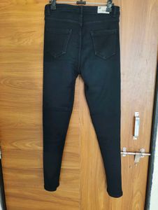 Black Skinny Fit Jeans