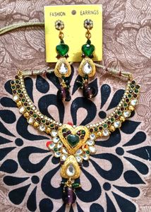 Green &amp; Purple Traditional Jewellery Set