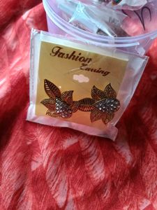 Fashion Earrings - Leaf Design