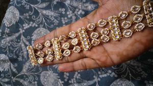 Elegant Maang Tikka Headpiece