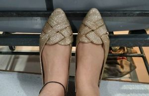Sparkly Glitter Flats - Chic &amp; Comfortable