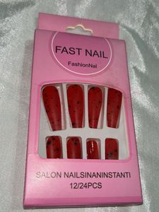 4-Pack Trendy Press-On Nails