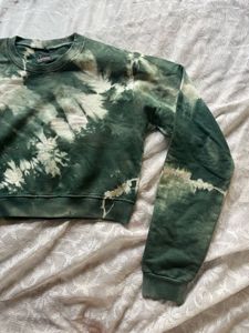 Green Tie Dye Cropped Sweatshirt