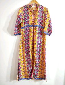Multi Color Front Slit Kurti.
