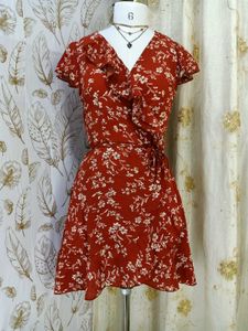 ❤️Chic Red Floral Wrap Dress❤️