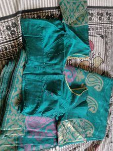 New Beautiful Saree With FullyStitched Blouse