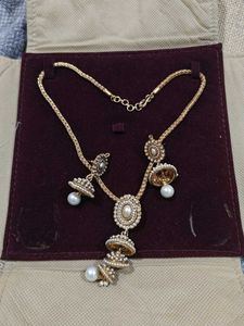 Elegant Pearl Necklace and Earring Set
