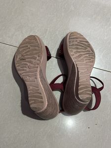 Carlton London Wedges Size UK4